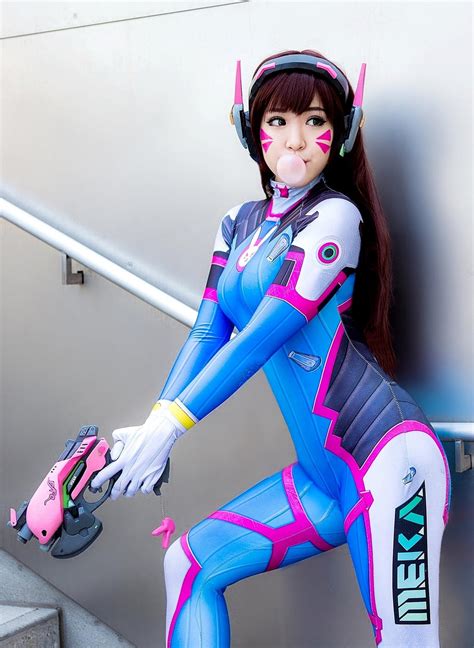 d.va overwatch cosplay